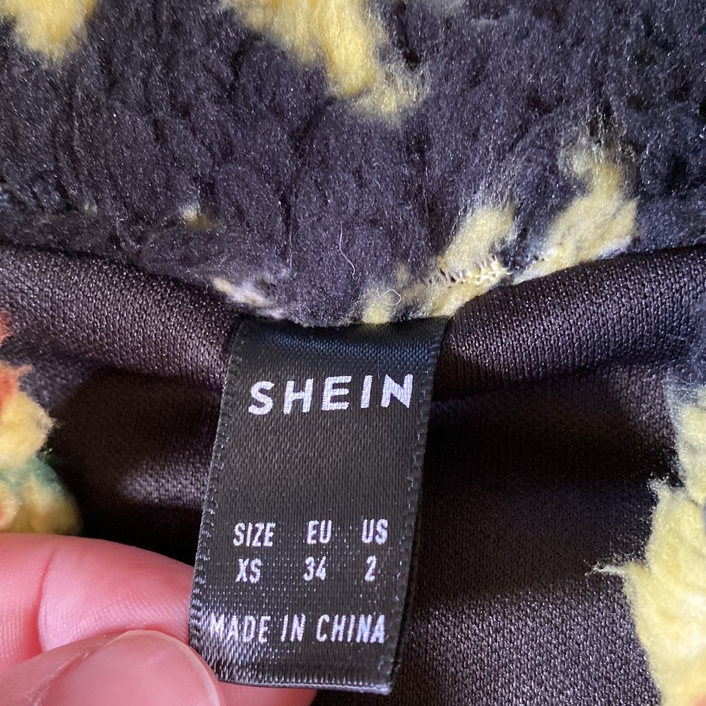 Shein • Sunflower Print Teddy Jacket - Picture 3 of 9